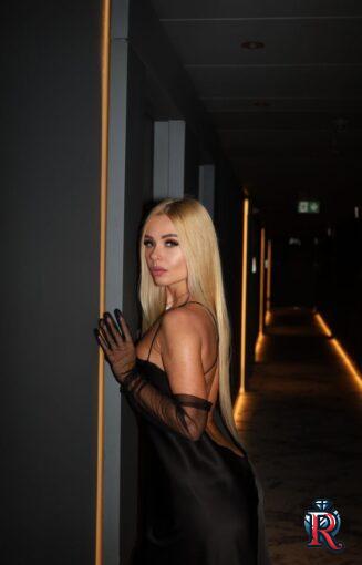 Jolie